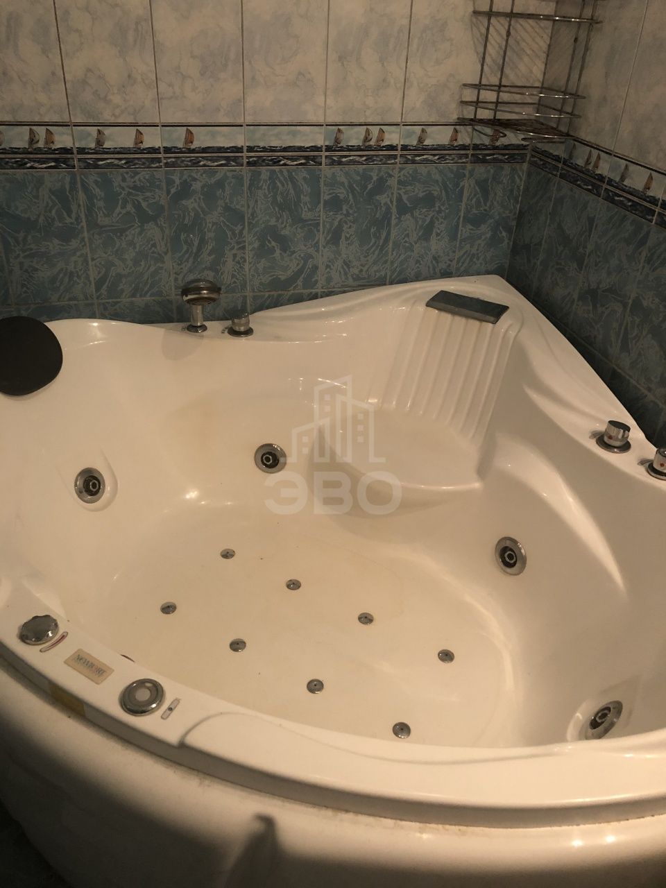 однокомнатная квартира в Санкт-Петербурге по адресу: Маршала Казакова ул., 28, к 1