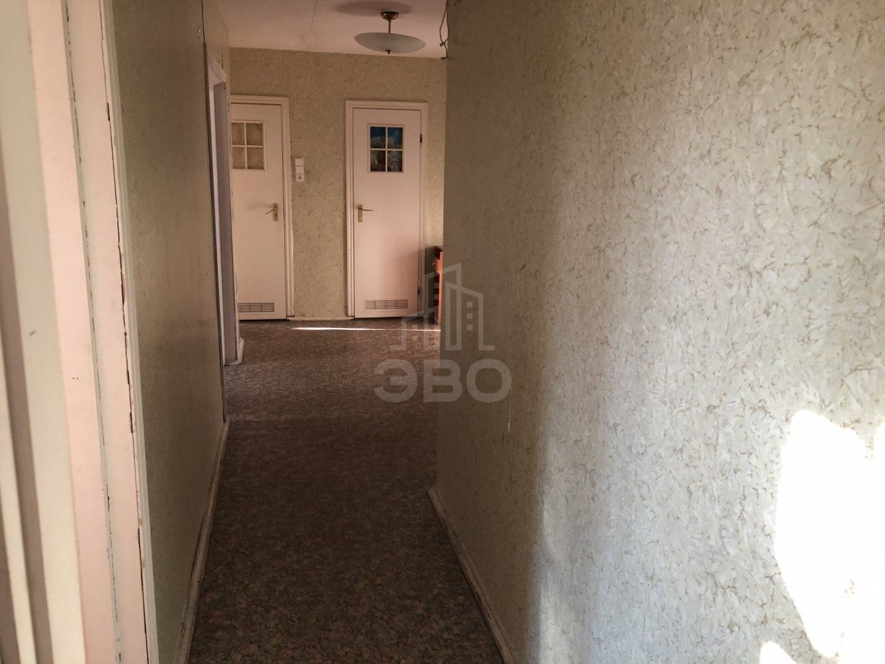 трехкомнатная квартира в Санкт-Петербурге по адресу: Демьяна Бедного ул., 12, к 1