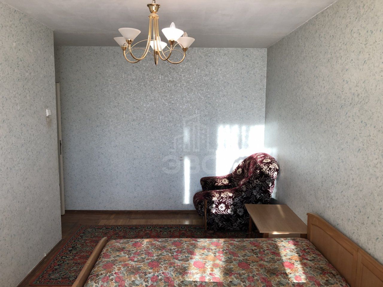 трехкомнатная квартира в Санкт-Петербурге по адресу: Демьяна Бедного ул., 12, к 1