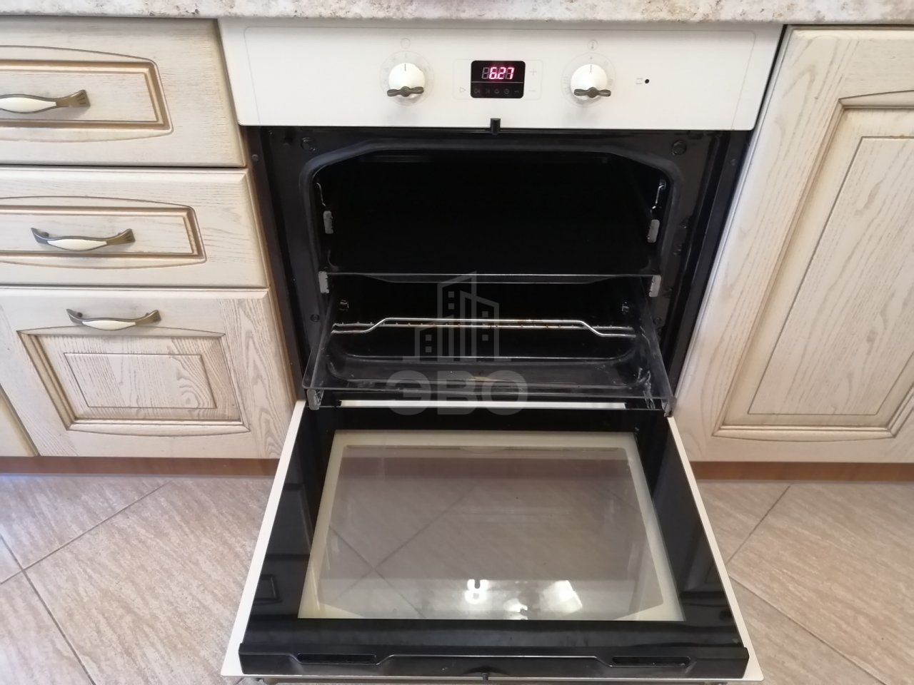 двухкомнатная квартира в Санкт-Петербурге по адресу: Ветеранов проспект, 75, к 4