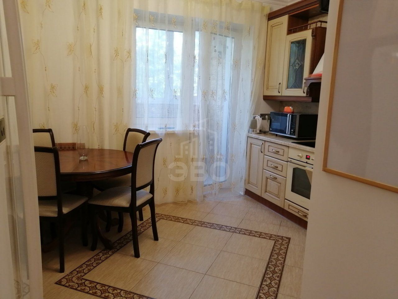 двухкомнатная квартира в Санкт-Петербурге по адресу: Ветеранов проспект, 75, к 4