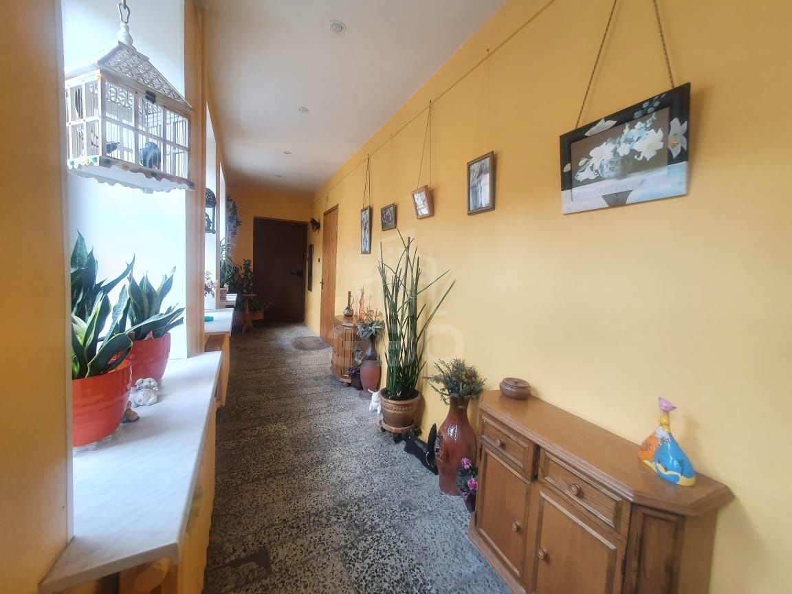 трехкомнатная квартира в Санкт-Петербурге по адресу: Маяковского ул., 1/96