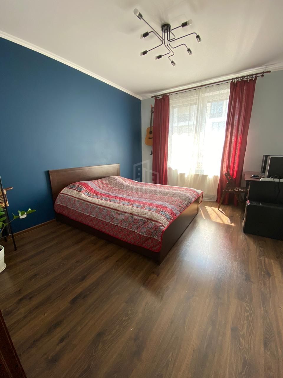 однокомнатная квартира в Санкт-Петербурге по адресу: Кременчугская ул., 19, к 3