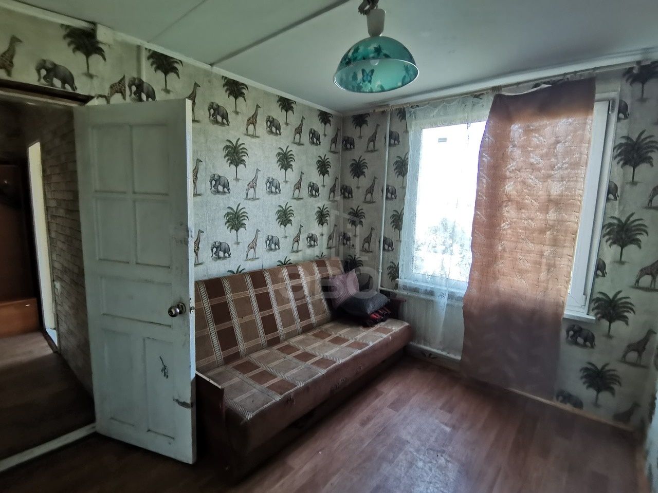 трехкомнатная квартира в Санкт-Петербурге по адресу: Кубинская ул., 68