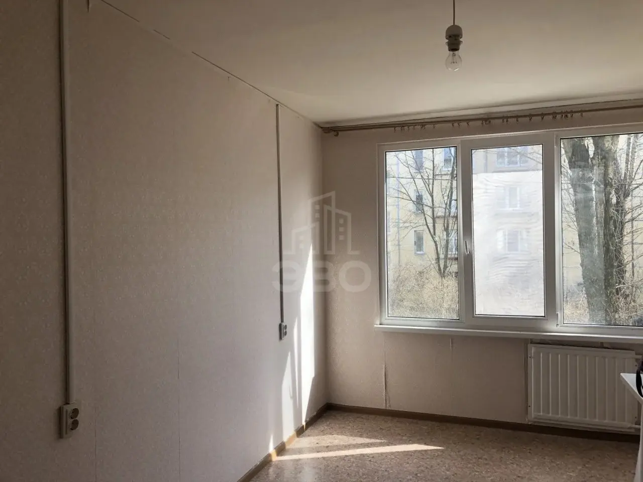 трехкомнатная квартира в Санкт-Петербурге по адресу: Кубинская ул., 68