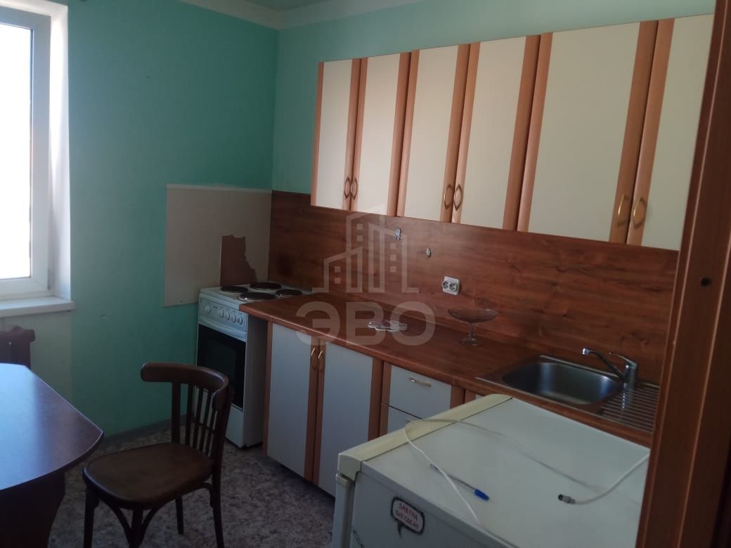 однокомнатная квартира в Санкт-Петербурге по адресу: Спирина ул., 7, к 3