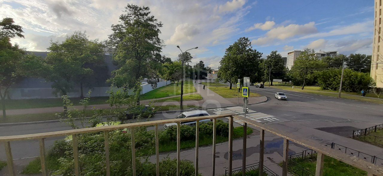 однокомнатная квартира в Санкт-Петербурге по адресу: Перевозный пер., 23, к 25