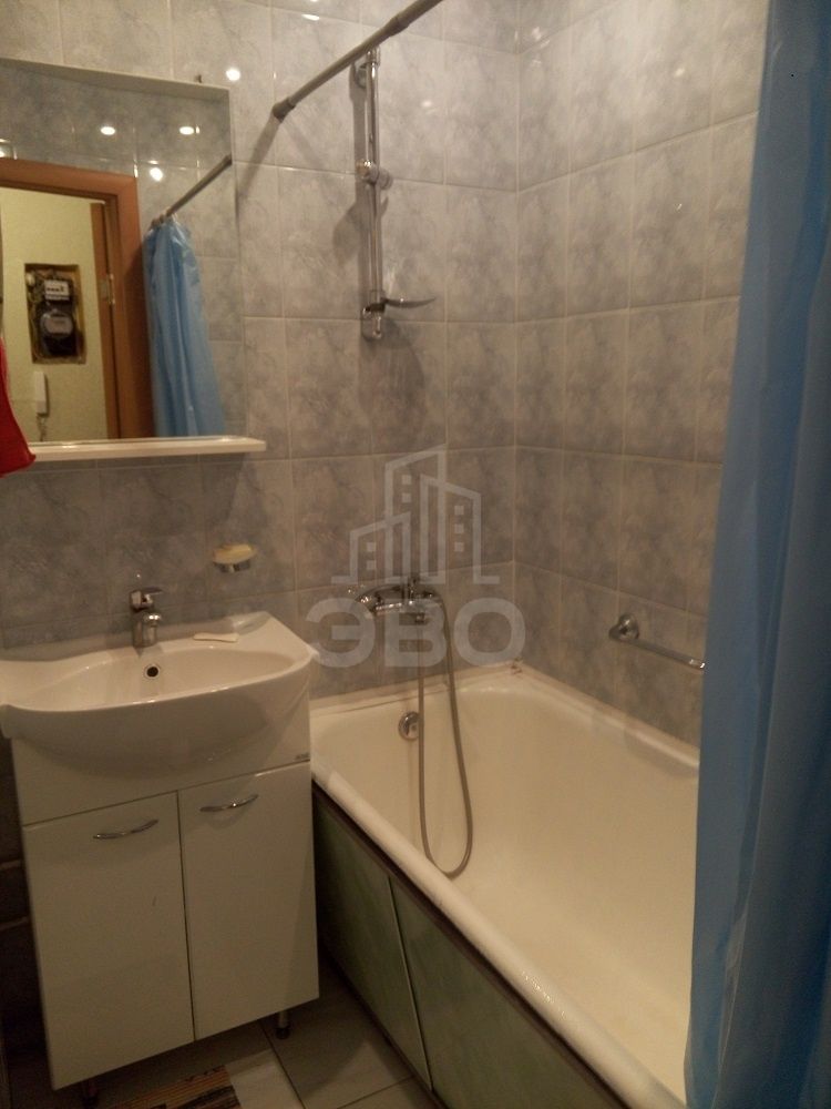 однокомнатная квартира в Санкт-Петербурге по адресу: Дыбенко ул., 23, к 4