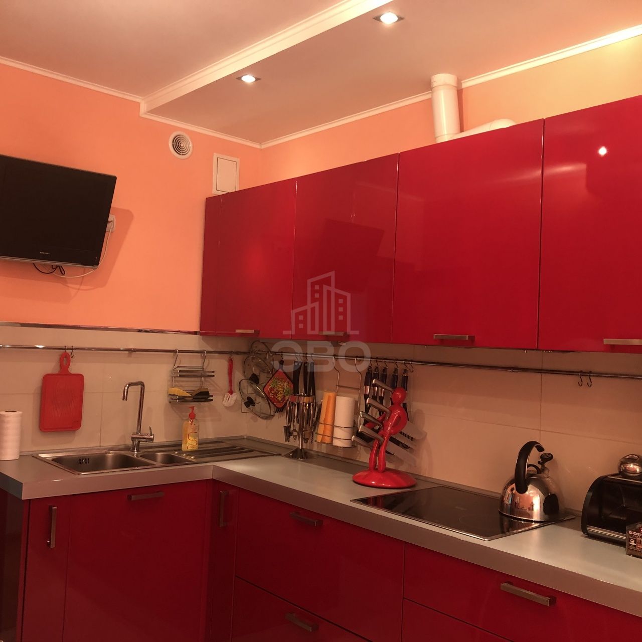 двухкомнатная квартира в Санкт-Петербурге по адресу: Софийская ул., 28