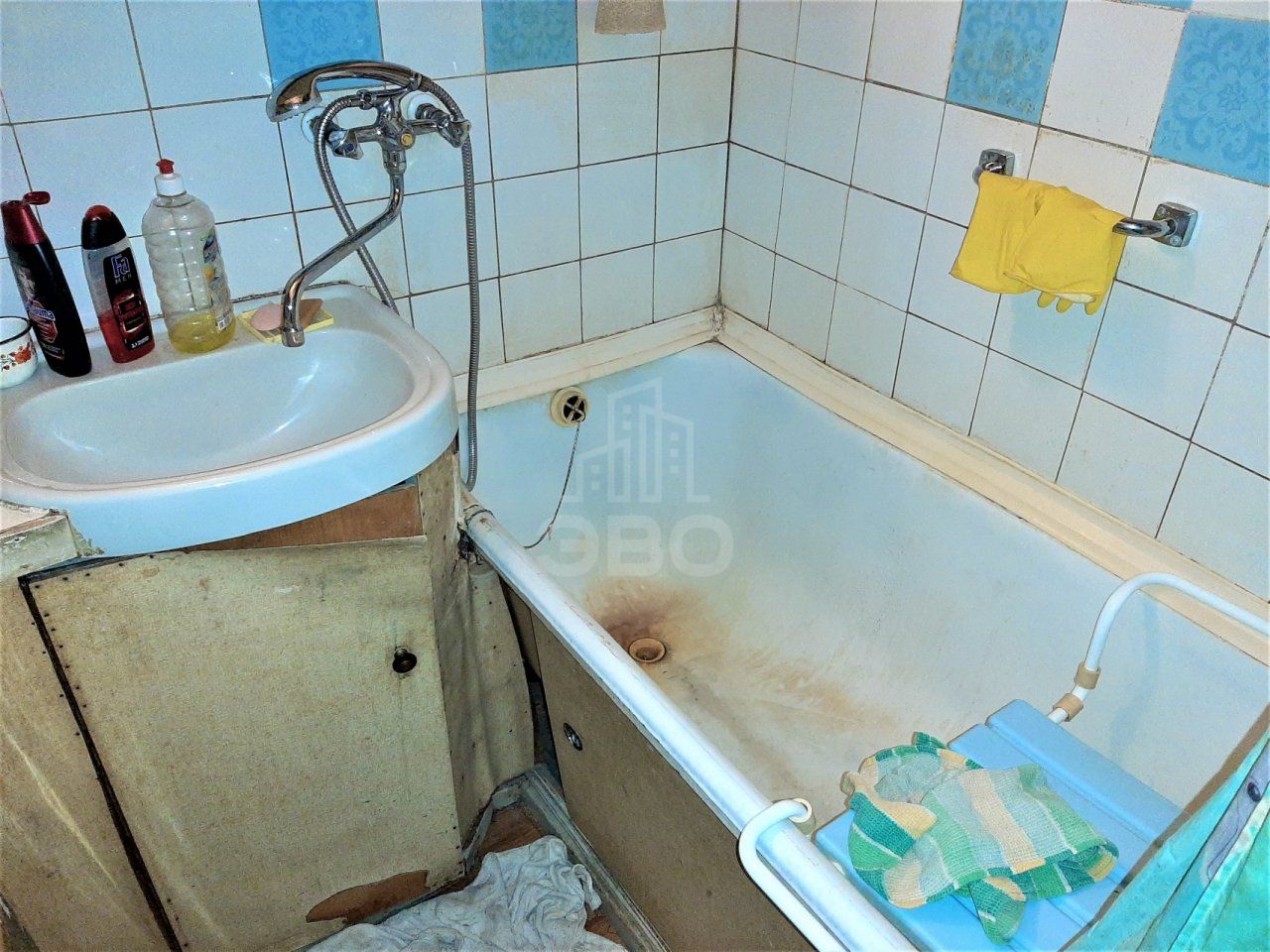 двухкомнатная квартира в Санкт-Петербурге по адресу: Светлановский проспект, 70, к 2