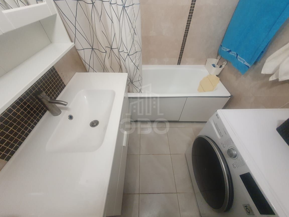 однокомнатная квартира в Санкт-Петербурге по адресу: Кременчугская ул., 21, к 3