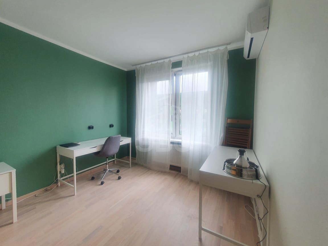 однокомнатная квартира в Санкт-Петербурге по адресу: Кременчугская ул., 21, к 3