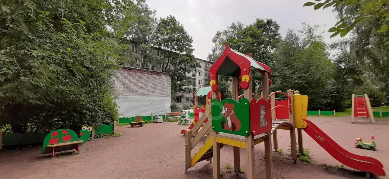 двухкомнатная квартира в Санкт-Петербурге по адресу: Полюстровский проспект, 19, к 1