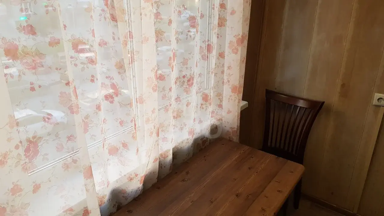однокомнатная квартира в Санкт-Петербурге по адресу: Загребский б-р., 7, к 1