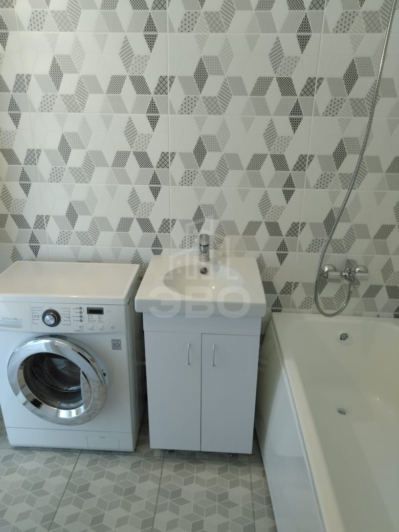 двухкомнатная квартира в Санкт-Петербурге по адресу: Среднерогатская ул., 13