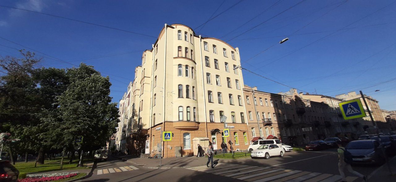 однокомнатная квартира в Санкт-Петербурге по адресу: Большой В.О. проспект, 52