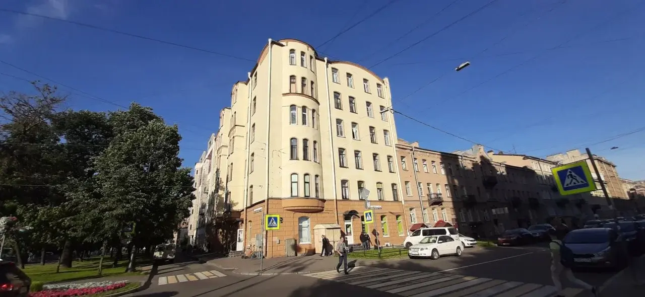 однокомнатная квартира в Санкт-Петербурге по адресу: Большой В.О. проспект, 52