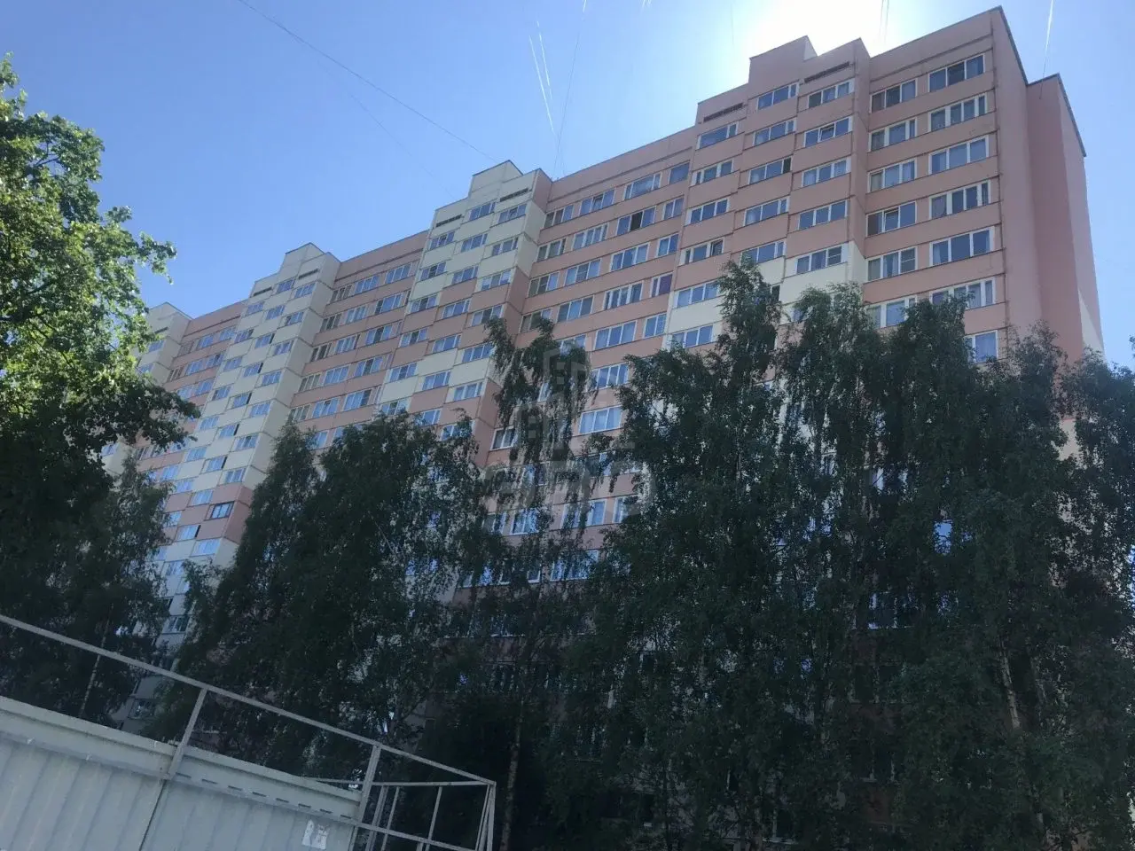 трехкомнатная квартира в Санкт-Петербурге по адресу: Рихарда Зорге ул., 10