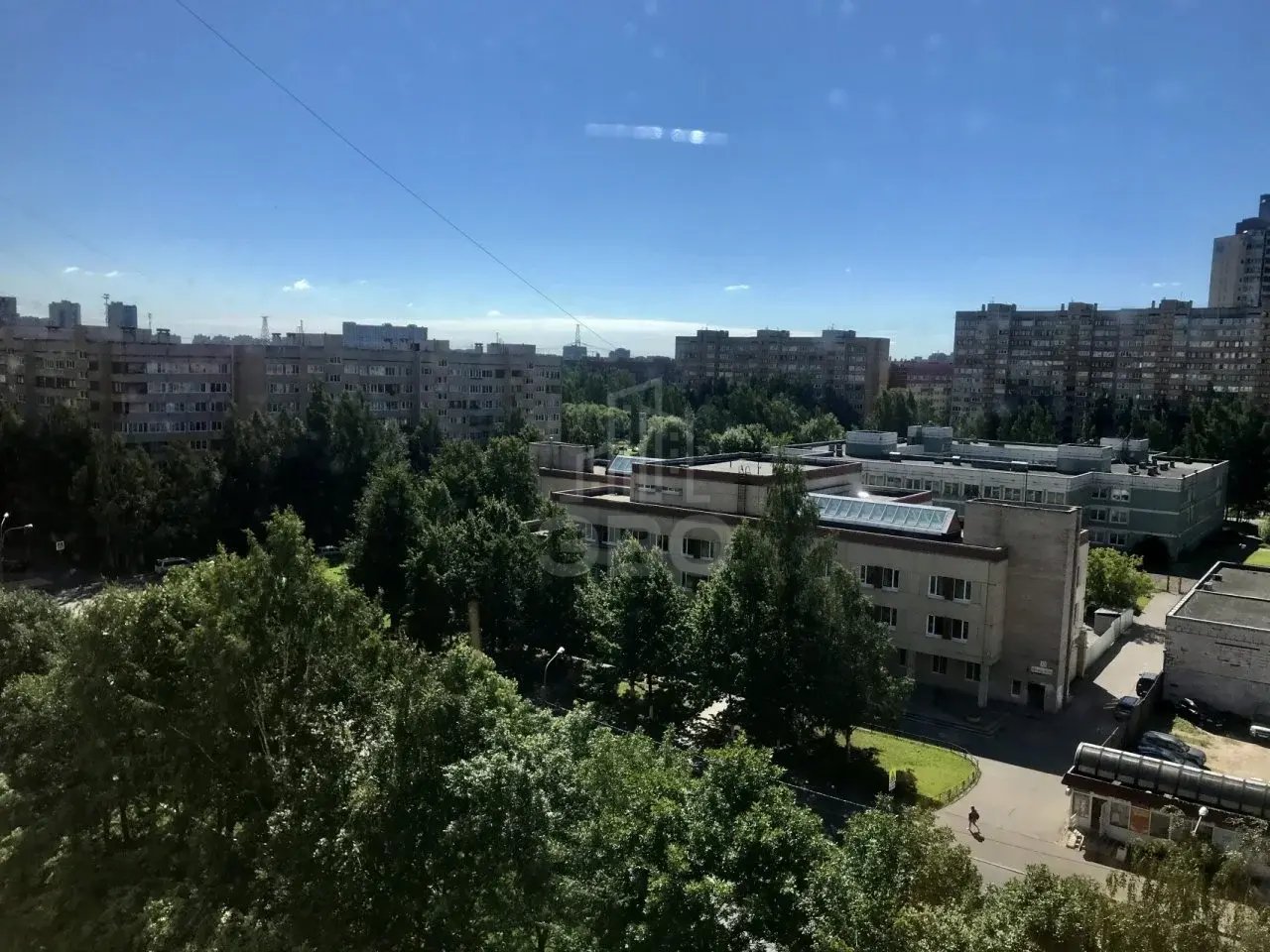 трехкомнатная квартира в Санкт-Петербурге по адресу: Рихарда Зорге ул., 10