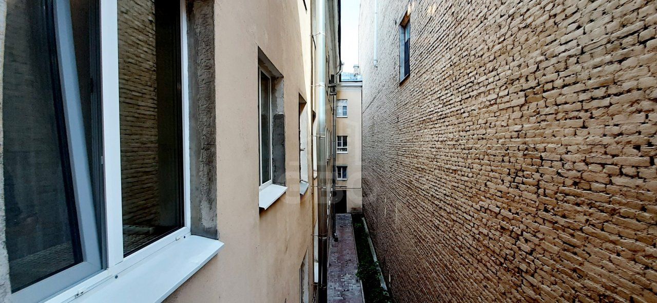 однокомнатная квартира в Санкт-Петербурге по адресу: Соляной пер., 14