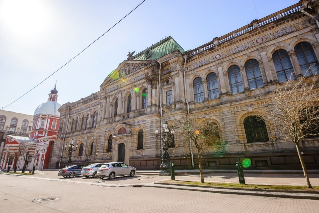 однокомнатная квартира в Санкт-Петербурге по адресу: Соляной пер., 14