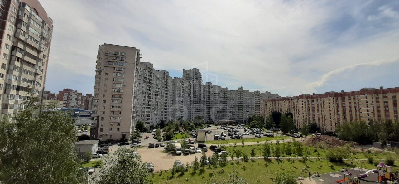 однокомнатная квартира в Санкт-Петербурге по адресу: Школьная ул., 124