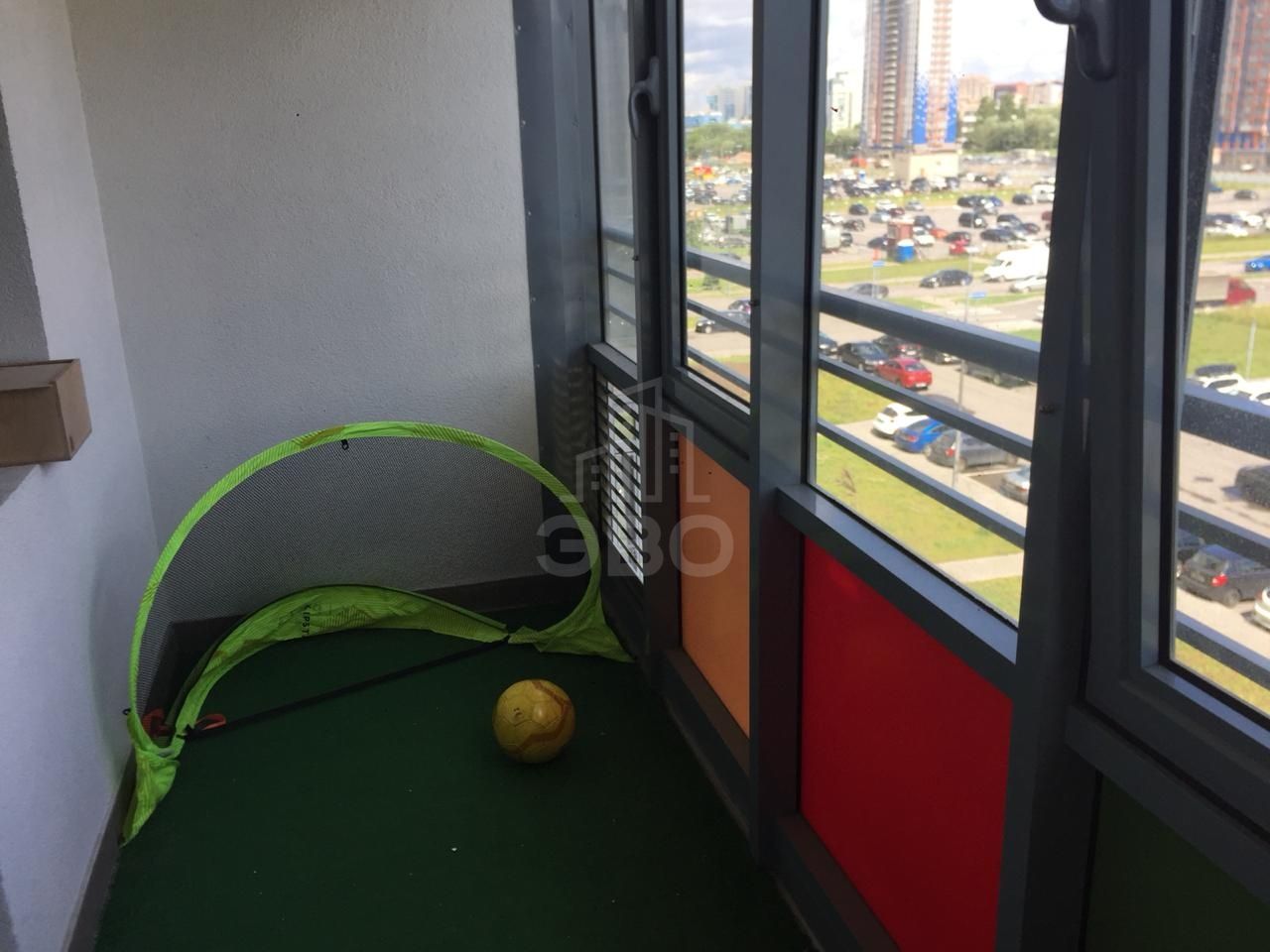 однокомнатная квартира в Санкт-Петербурге по адресу: Среднерогатская ул., 11