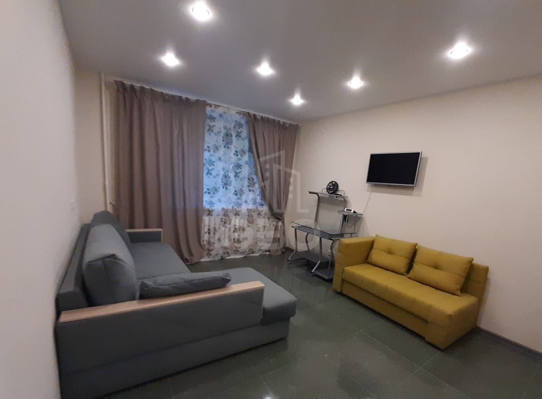 однокомнатная квартира в Санкт-Петербурге по адресу: Белы Куна ул., 4, к 4