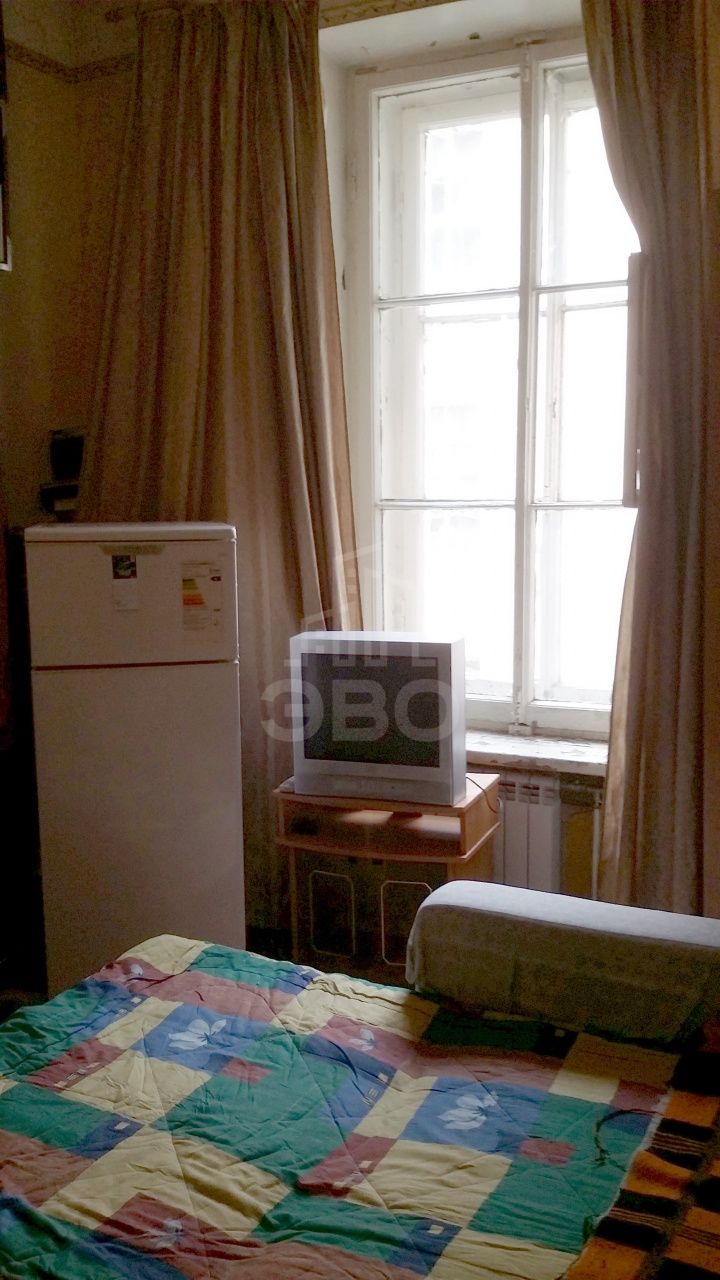 комната в Санкт-Петербурге по адресу: 14-я В.О. линия, 15