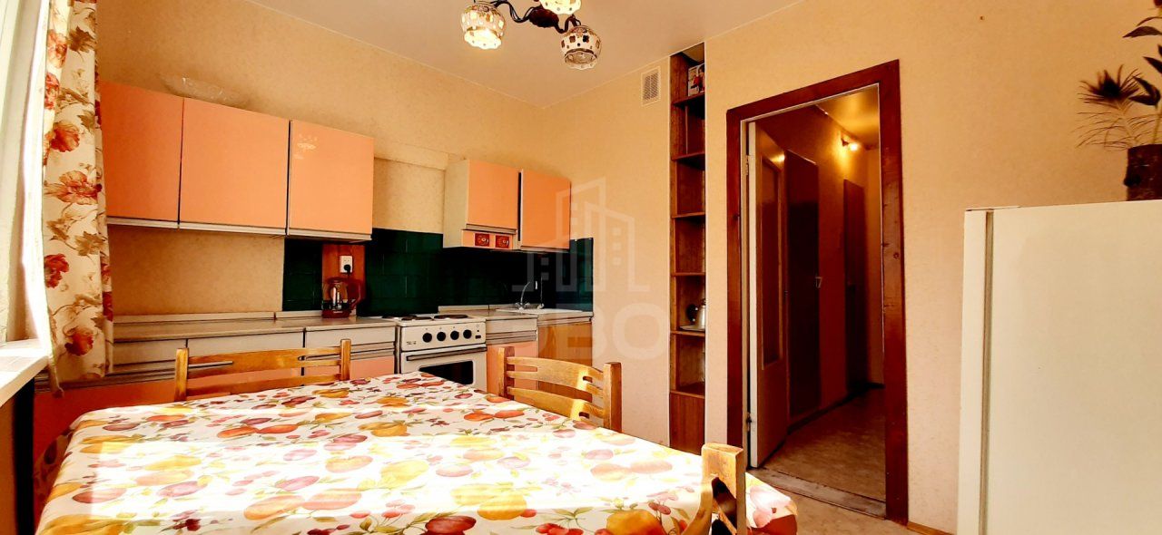 однокомнатная квартира в Санкт-Петербурге по адресу: Композиторов ул., 17, к 1