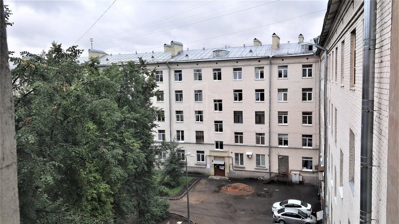 однокомнатная квартира в Санкт-Петербурге по адресу: Кондратьевский проспект, 41, к 1