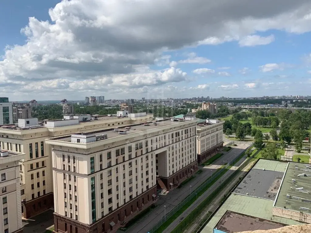 двухкомнатная квартира в Санкт-Петербурге по адресу: Бассейная ул., 10