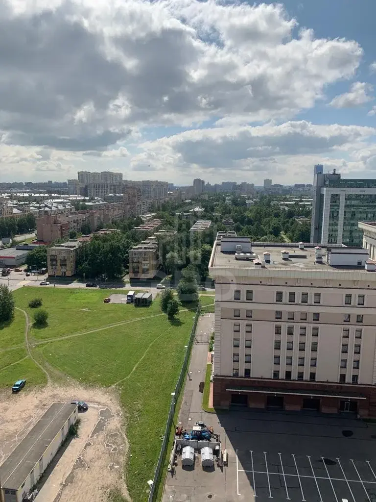 двухкомнатная квартира в Санкт-Петербурге по адресу: Бассейная ул., 10