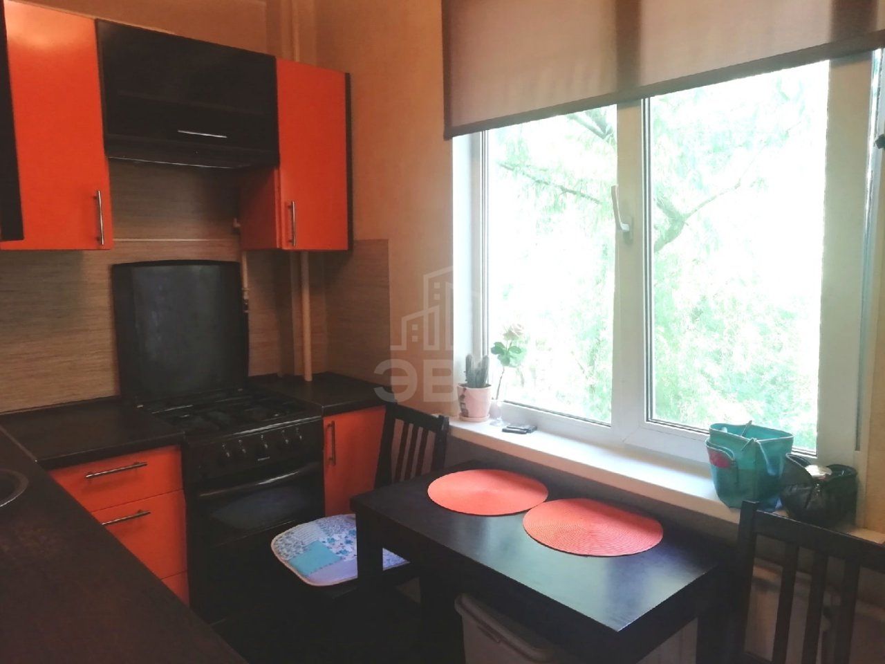 двухкомнатная квартира в Санкт-Петербурге по адресу: Новоселов ул., 15