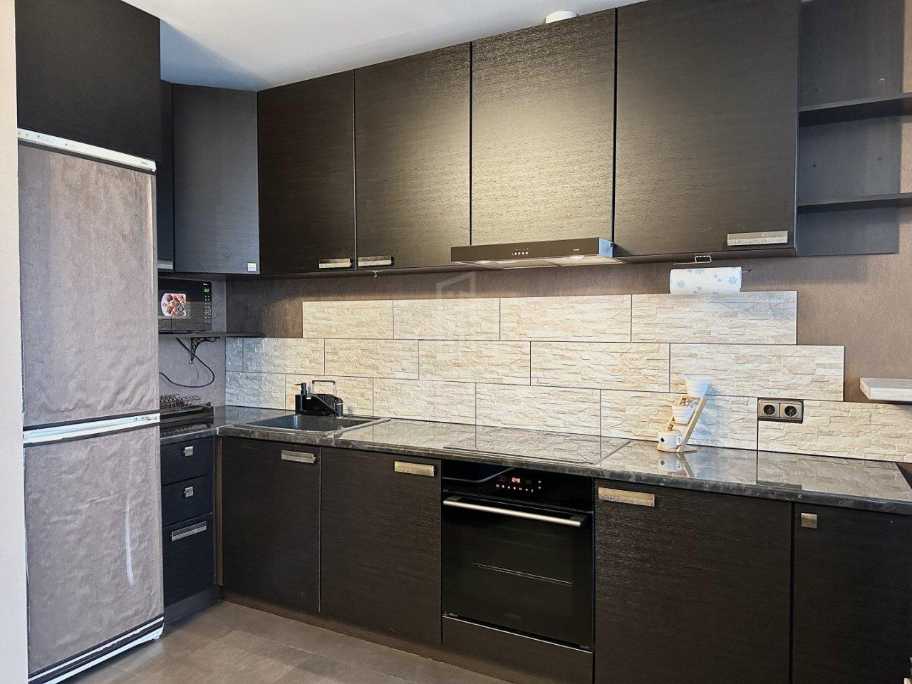 студия в Санкт-Петербурге по адресу: Ушинского ул., 33, к 3