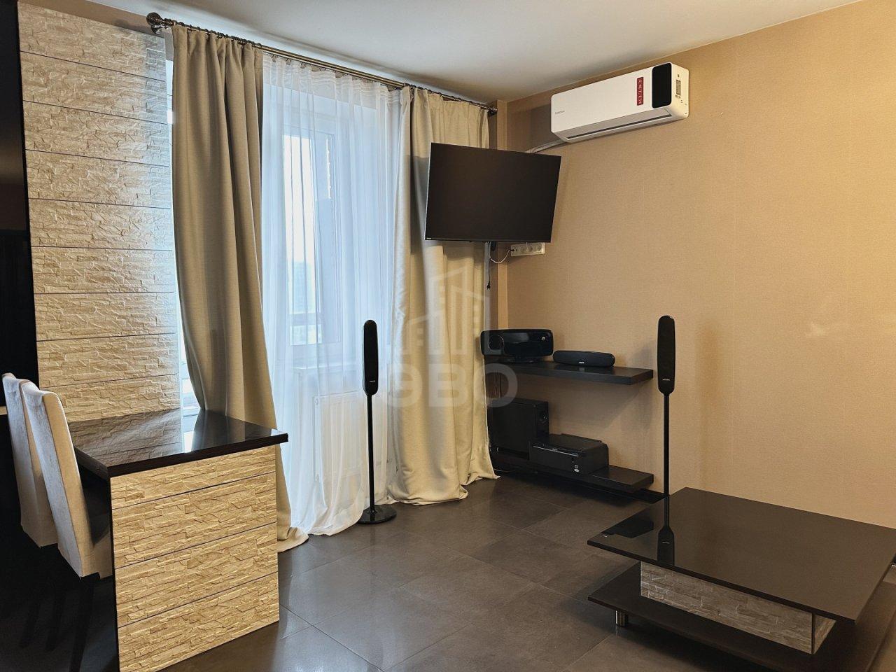 студия в Санкт-Петербурге по адресу: Ушинского ул., 33, к 3