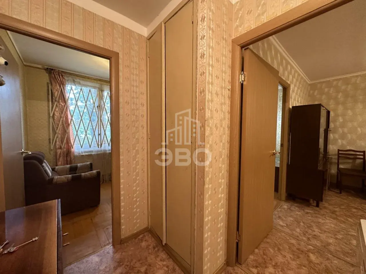 трехкомнатная квартира в Санкт-Петербурге по адресу: Костюшко ул., 7