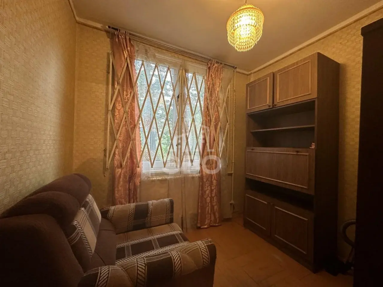трехкомнатная квартира в Санкт-Петербурге по адресу: Костюшко ул., 7