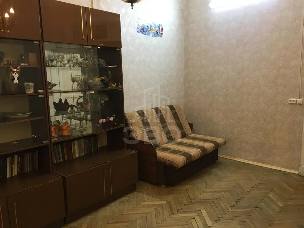 двухкомнатная квартира в Санкт-Петербурге по адресу: Обводного канала наб., 183