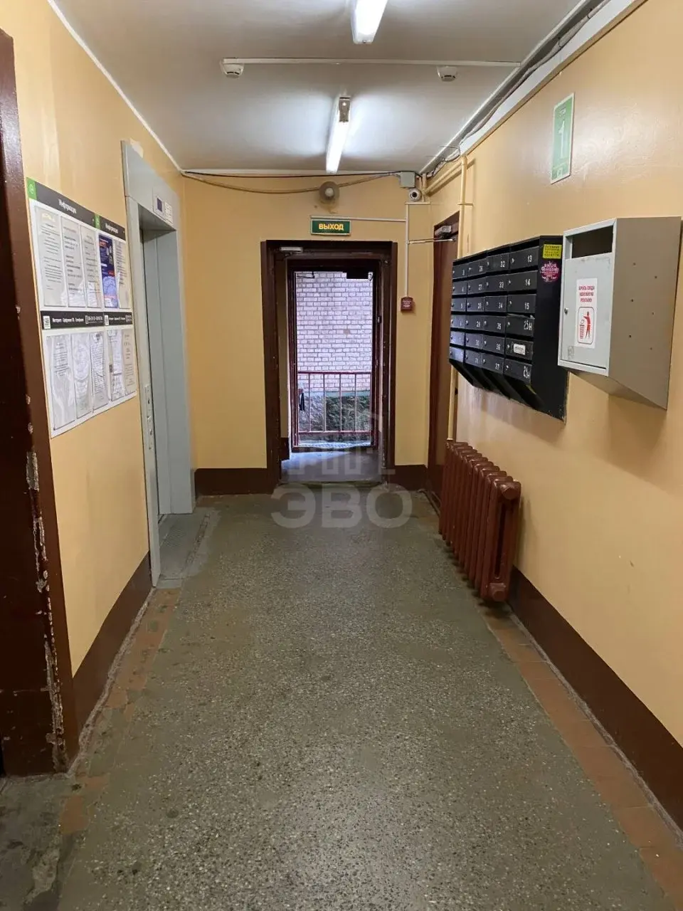 трехкомнатная квартира в Санкт-Петербурге по адресу: Маршала Жукова проспект, 35, к 3
