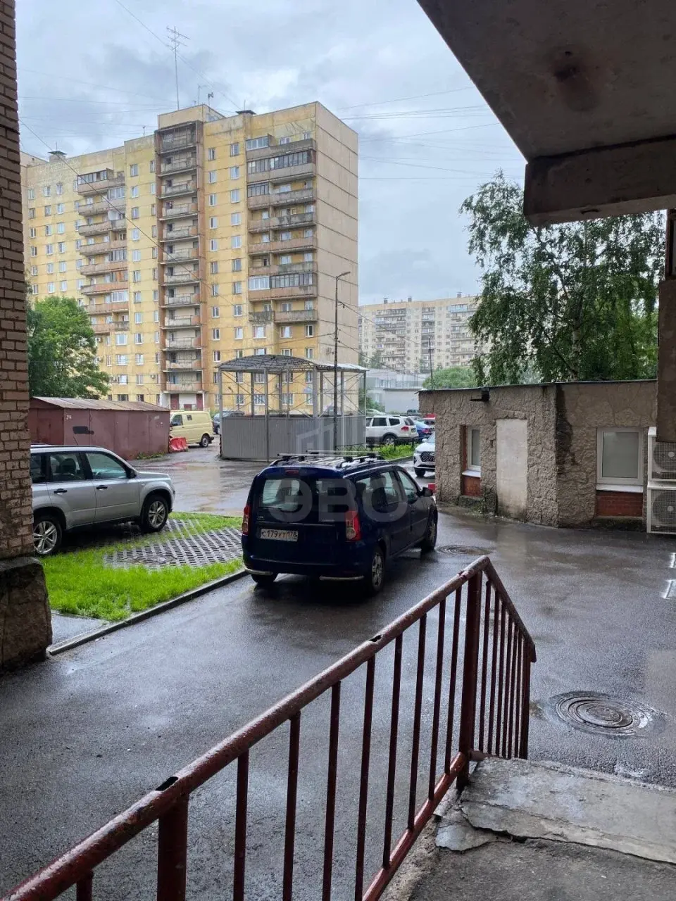 трехкомнатная квартира в Санкт-Петербурге по адресу: Маршала Жукова проспект, 35, к 3