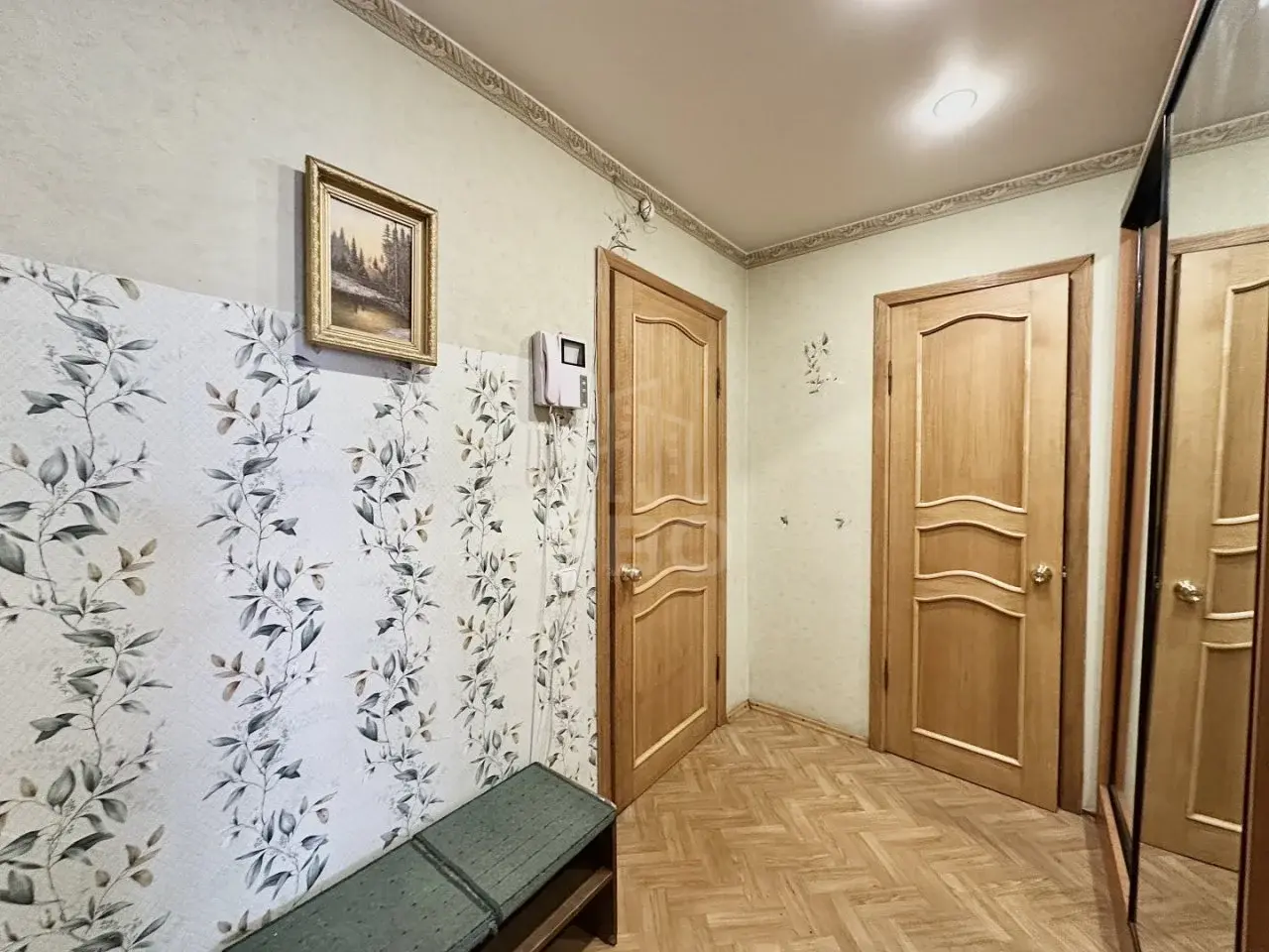 трехкомнатная квартира в Санкт-Петербурге по адресу: Маршала Жукова проспект, 35, к 3