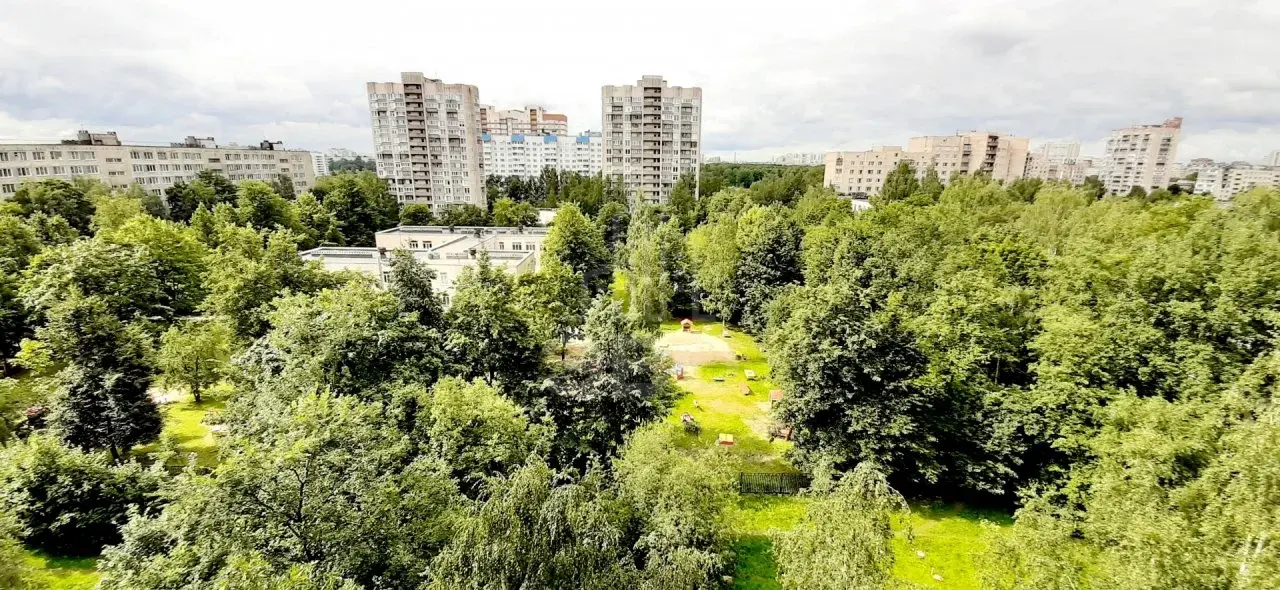 однокомнатная квартира в Санкт-Петербурге по адресу: Дыбенко ул., 38