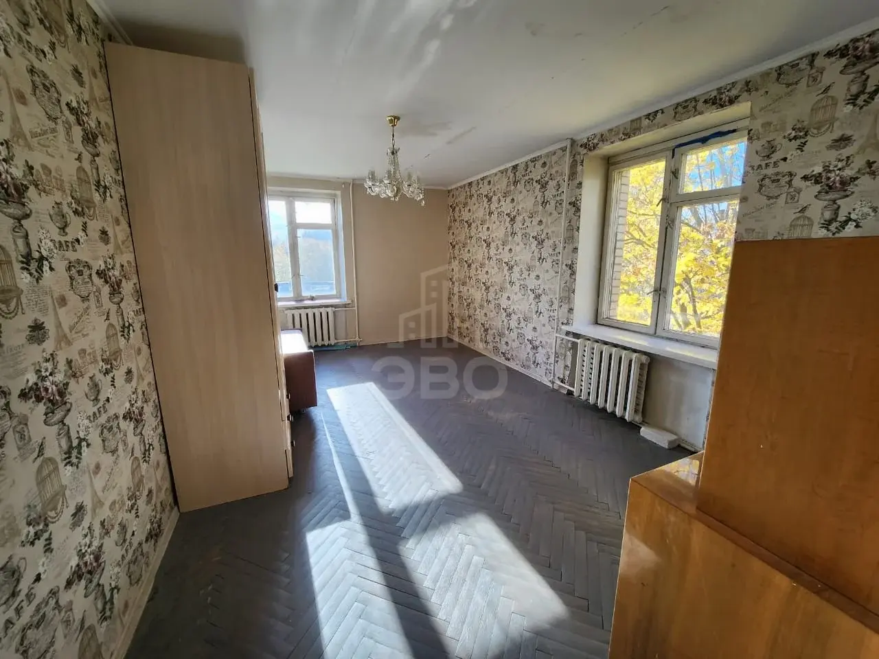 трехкомнатная квартира в Санкт-Петербурге по адресу: Тамбасова ул., 30, к 1
