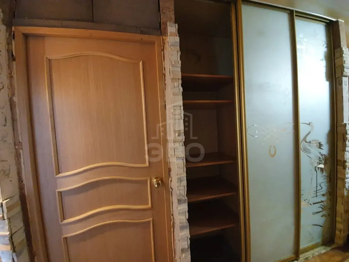 трехкомнатная квартира в Санкт-Петербурге по адресу: Тамбасова ул., 30, к 1
