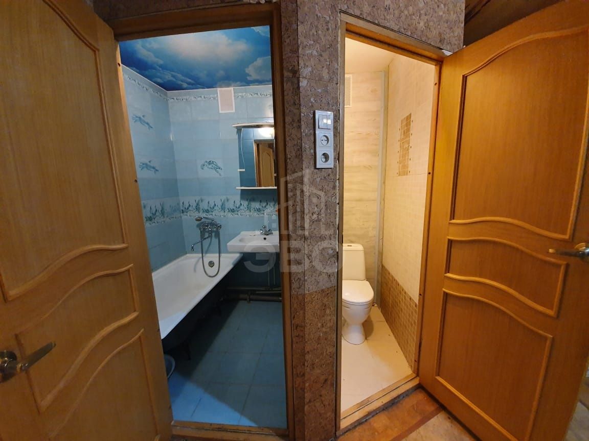 трехкомнатная квартира в Санкт-Петербурге по адресу: Тамбасова ул., 30, к 1