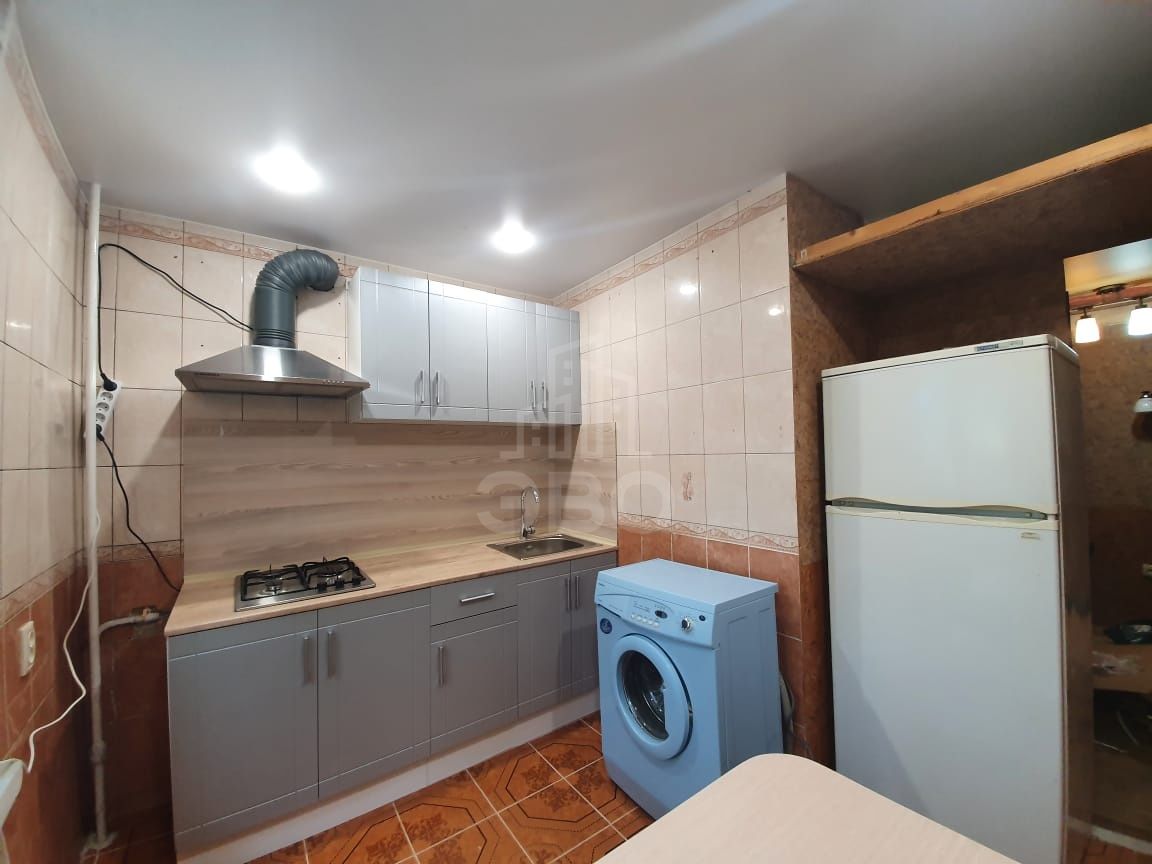 трехкомнатная квартира в Санкт-Петербурге по адресу: Тамбасова ул., 30, к 1