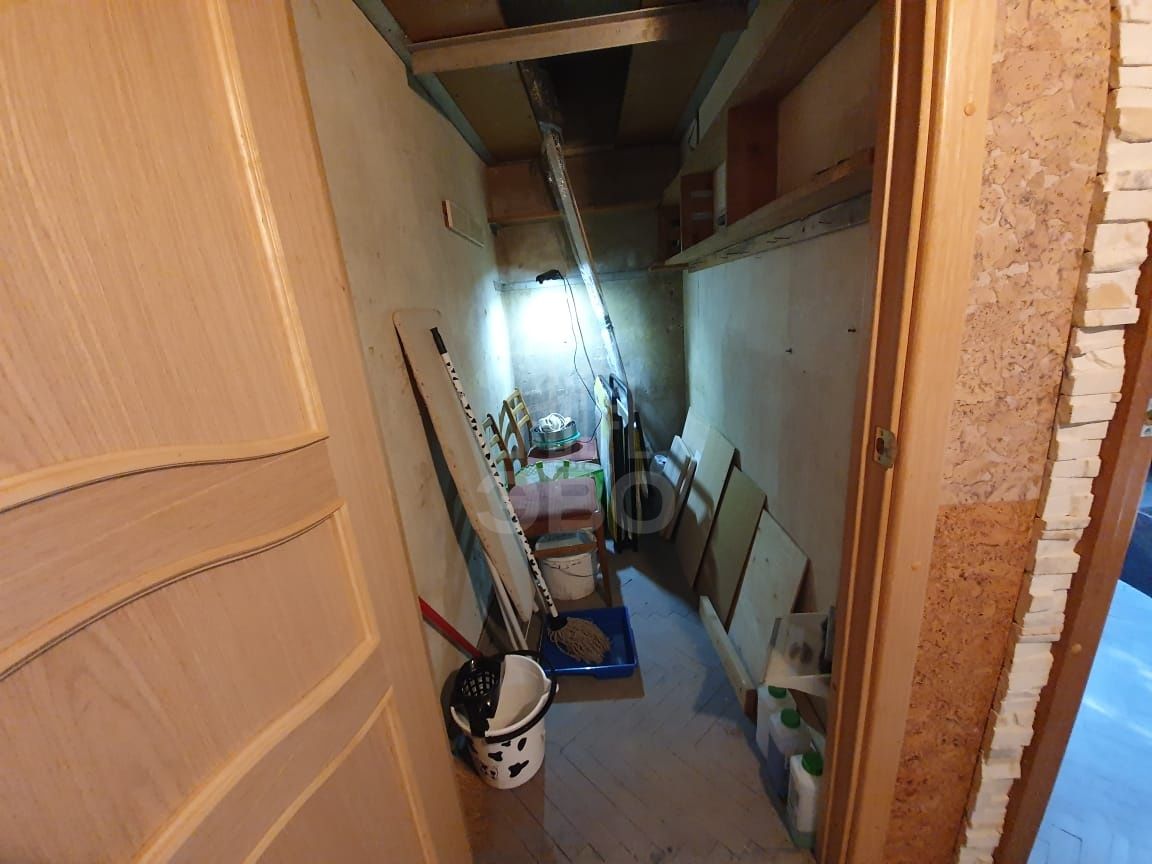 трехкомнатная квартира в Санкт-Петербурге по адресу: Тамбасова ул., 30, к 1