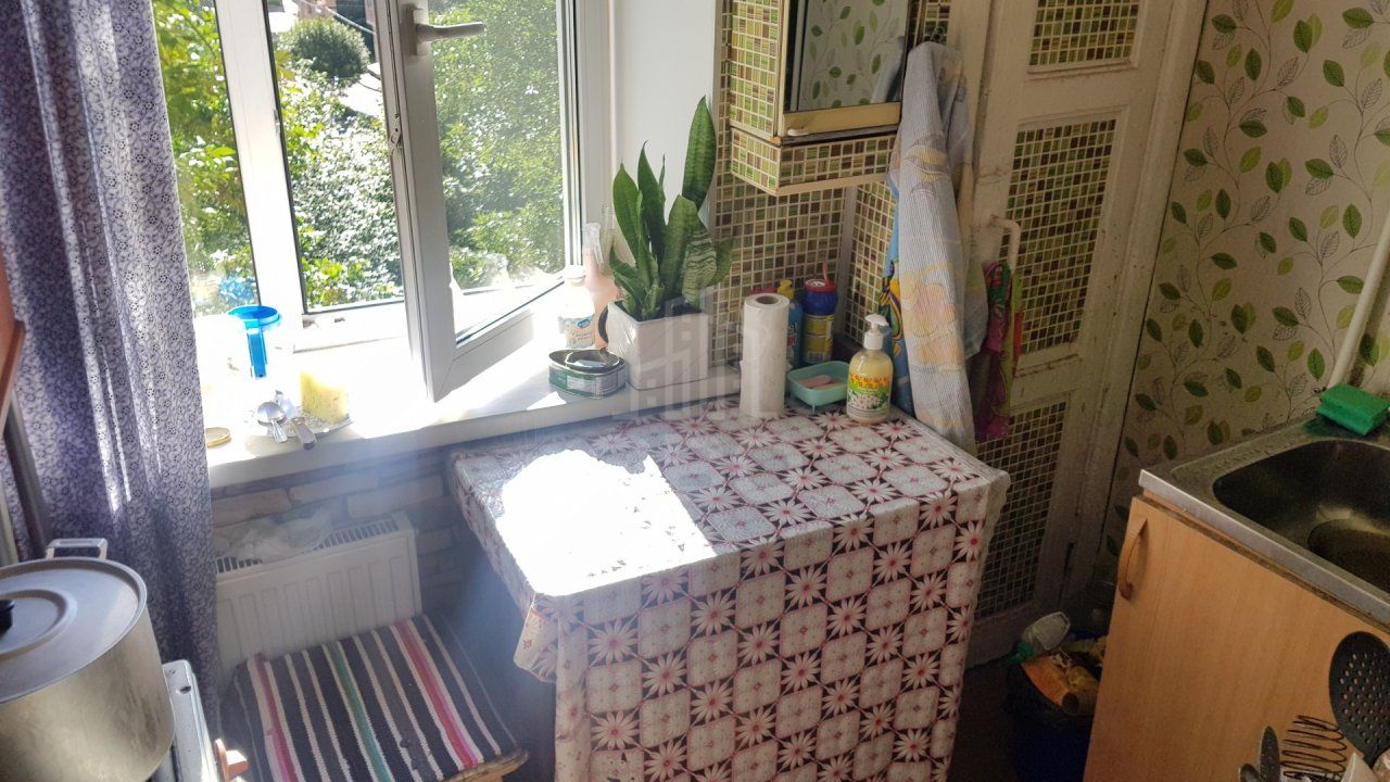 комната в Санкт-Петербурге по адресу: 17-я В.О. линия, 18, литера Г