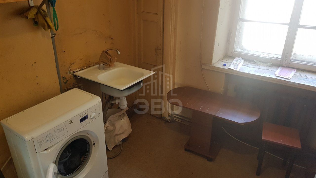 комната в Санкт-Петербурге по адресу: Оборонная ул., 7